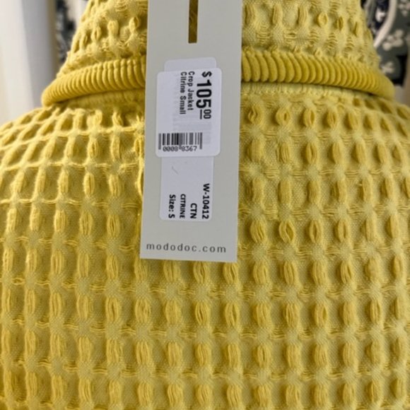 Mododoc Cropped Jacket - Picture 7 of 7